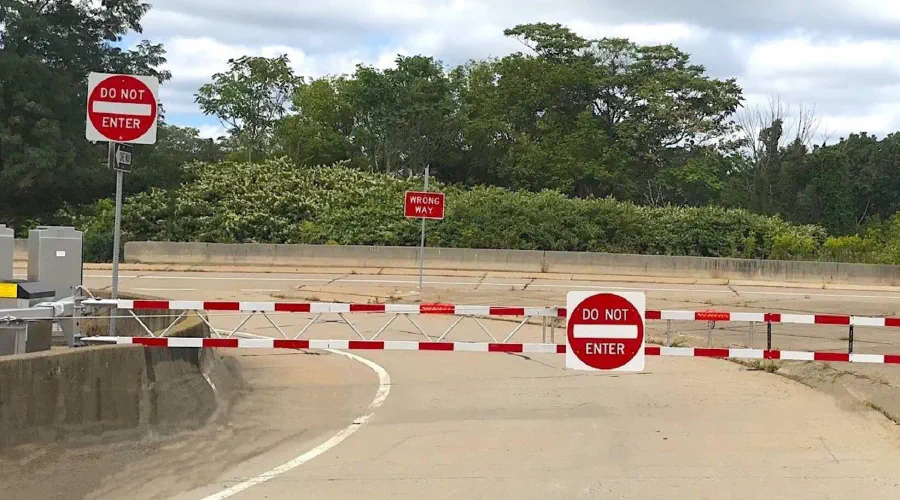 An image of I-279 Reversible HOV Lane